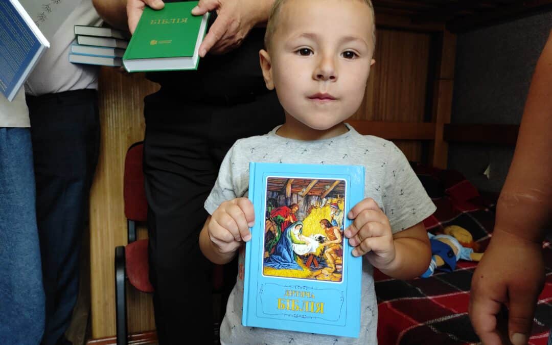 Glimt av lys i krigens mørke