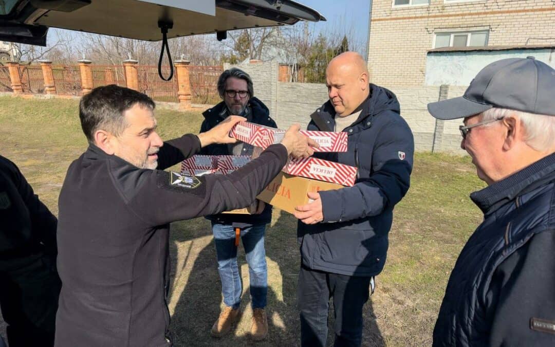 Bønn, bomber og mektig samvær i Ukraina