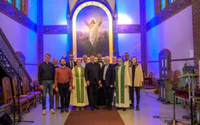 Arendalsuka: Fullsatt kirke til økumenisk fredsgudstjeneste